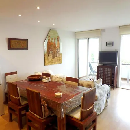 Apartamento Ground Floor *